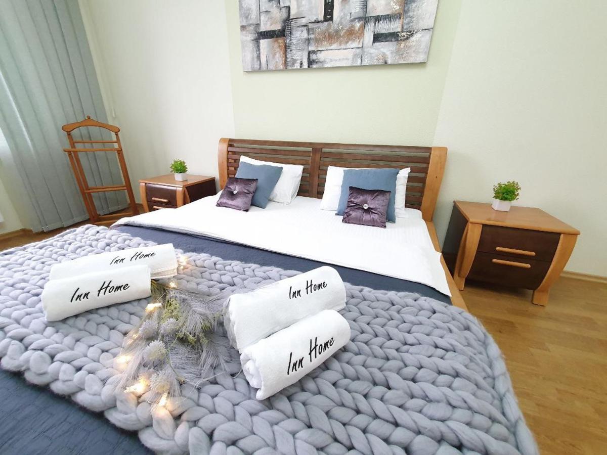 Inn Home Apartments in Kiev Center Buitenkant foto