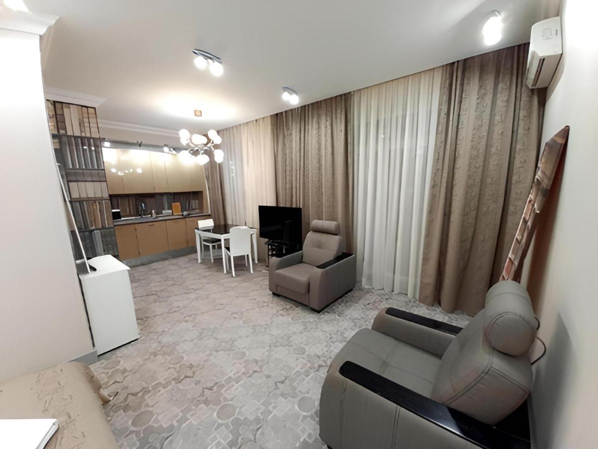 Inn Home Apartments in Kiev Center Buitenkant foto