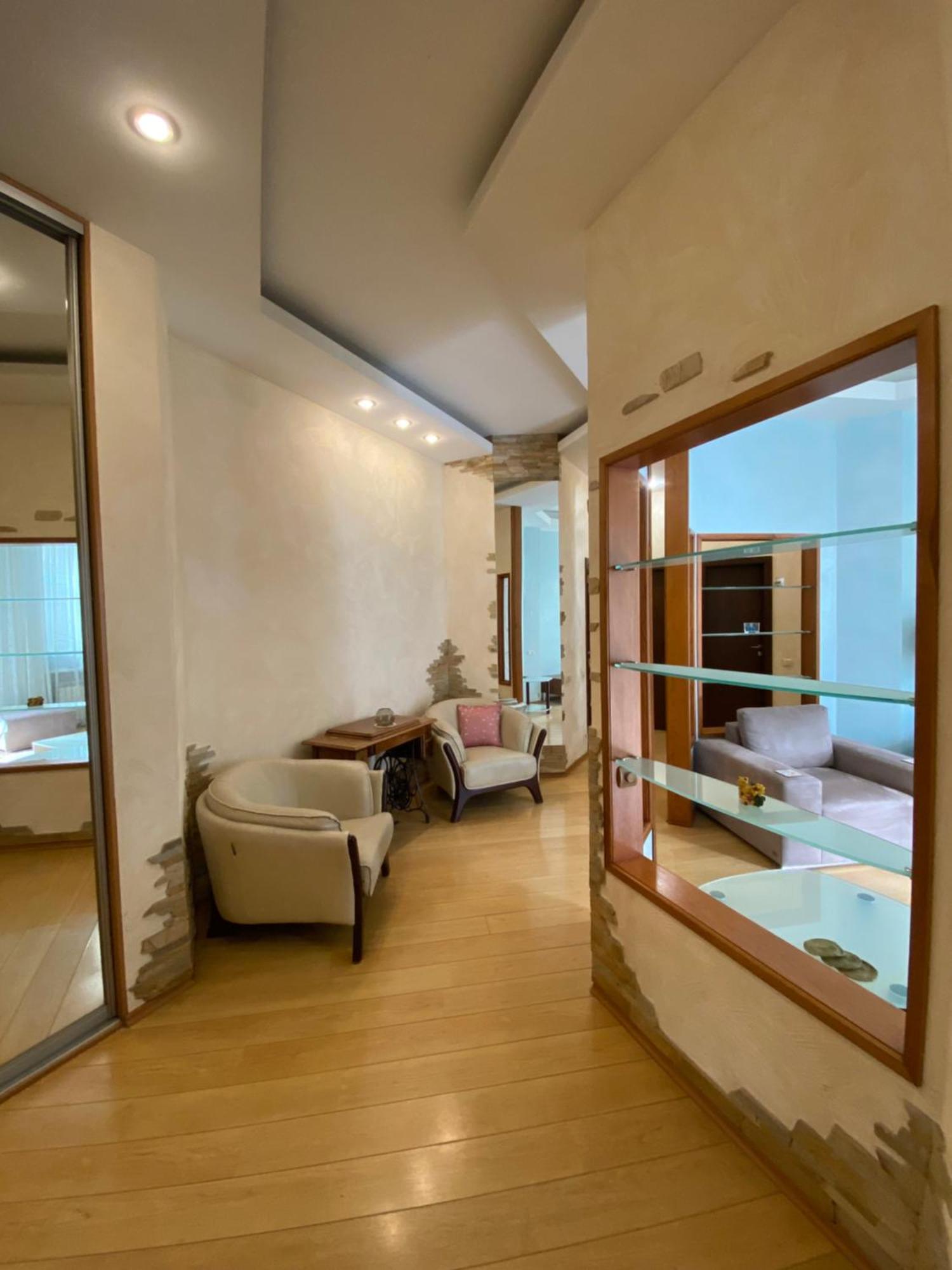 Inn Home Apartments in Kiev Center Buitenkant foto