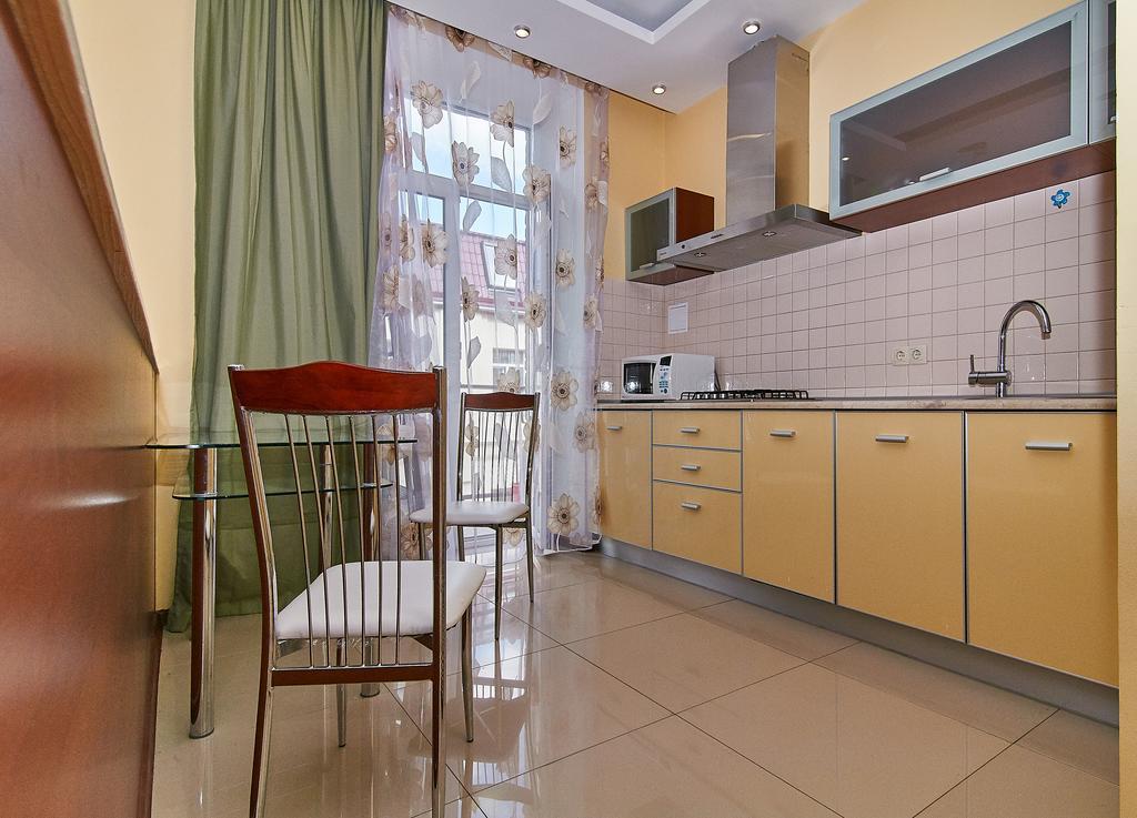 Inn Home Apartments in Kiev Center Buitenkant foto