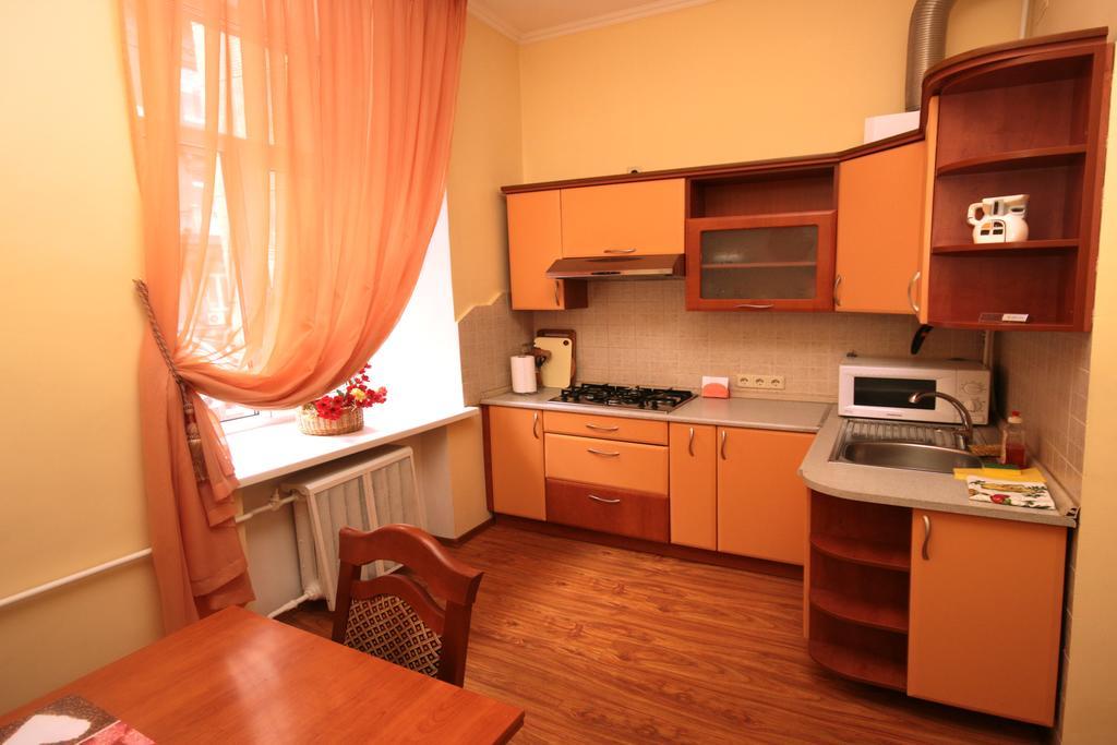 Inn Home Apartments in Kiev Center Buitenkant foto