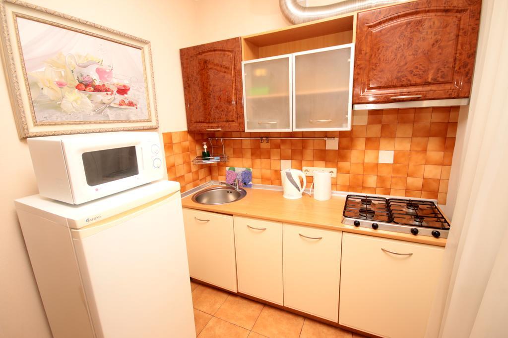Inn Home Apartments in Kiev Center Buitenkant foto