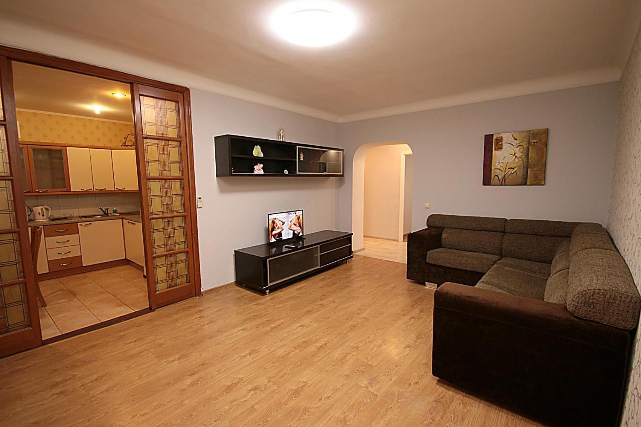 Inn Home Apartments in Kiev Center Buitenkant foto