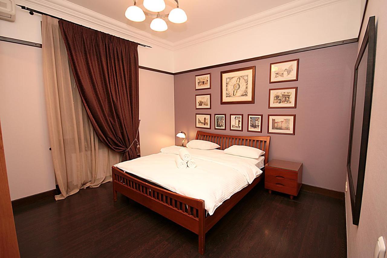 Inn Home Apartments in Kiev Center Buitenkant foto