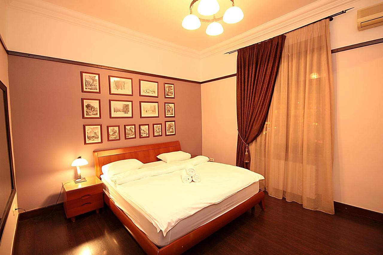 Inn Home Apartments in Kiev Center Buitenkant foto