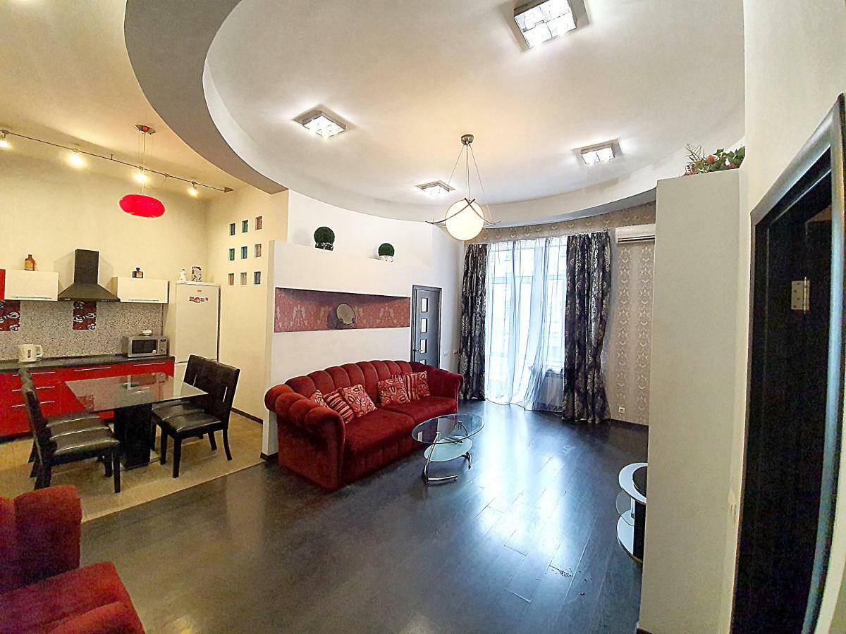 Inn Home Apartments in Kiev Center Buitenkant foto