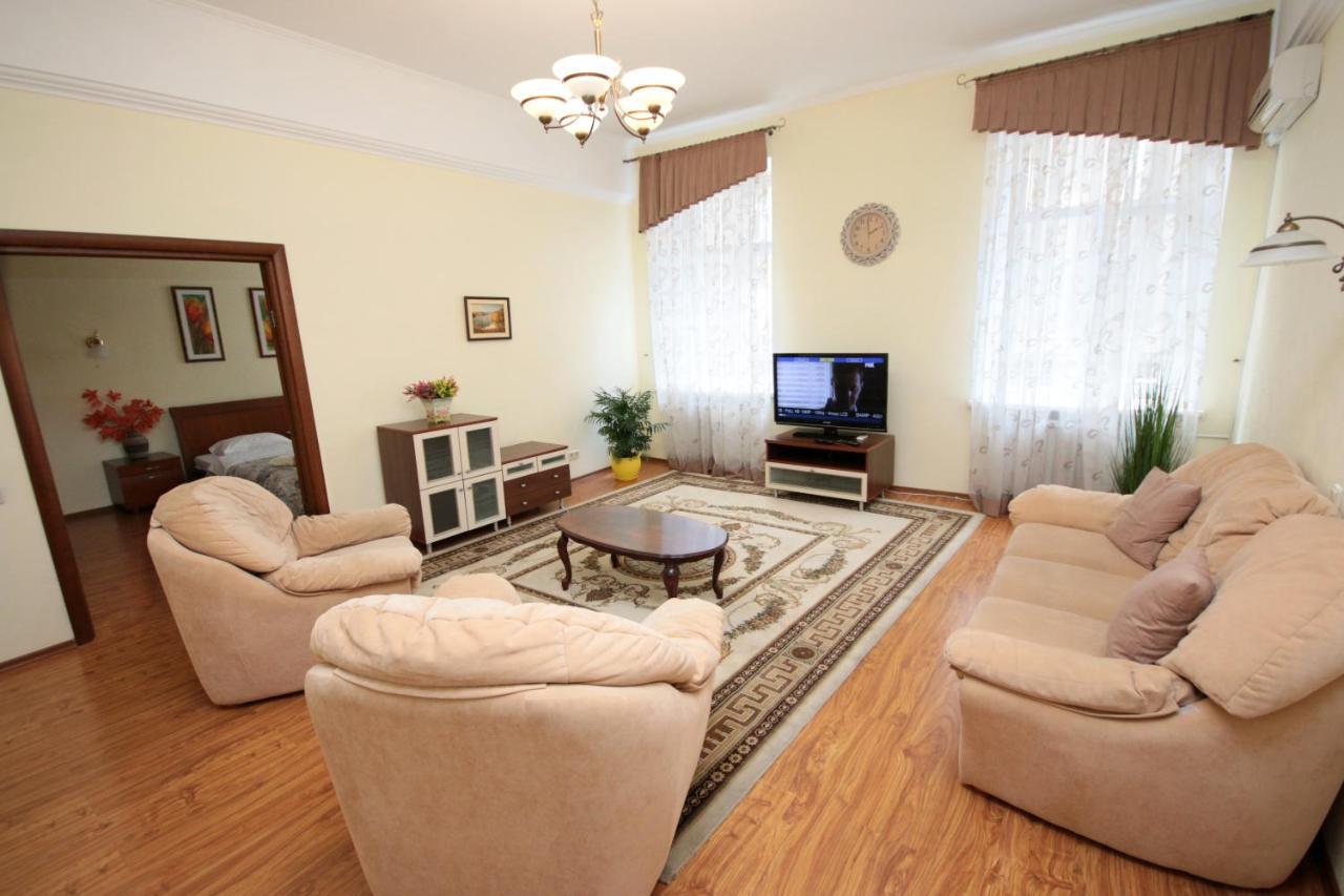 Inn Home Apartments in Kiev Center Buitenkant foto
