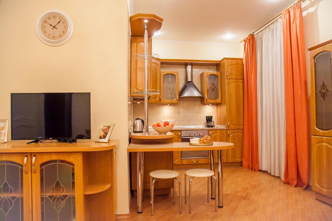 Inn Home Apartments in Kiev Center Buitenkant foto