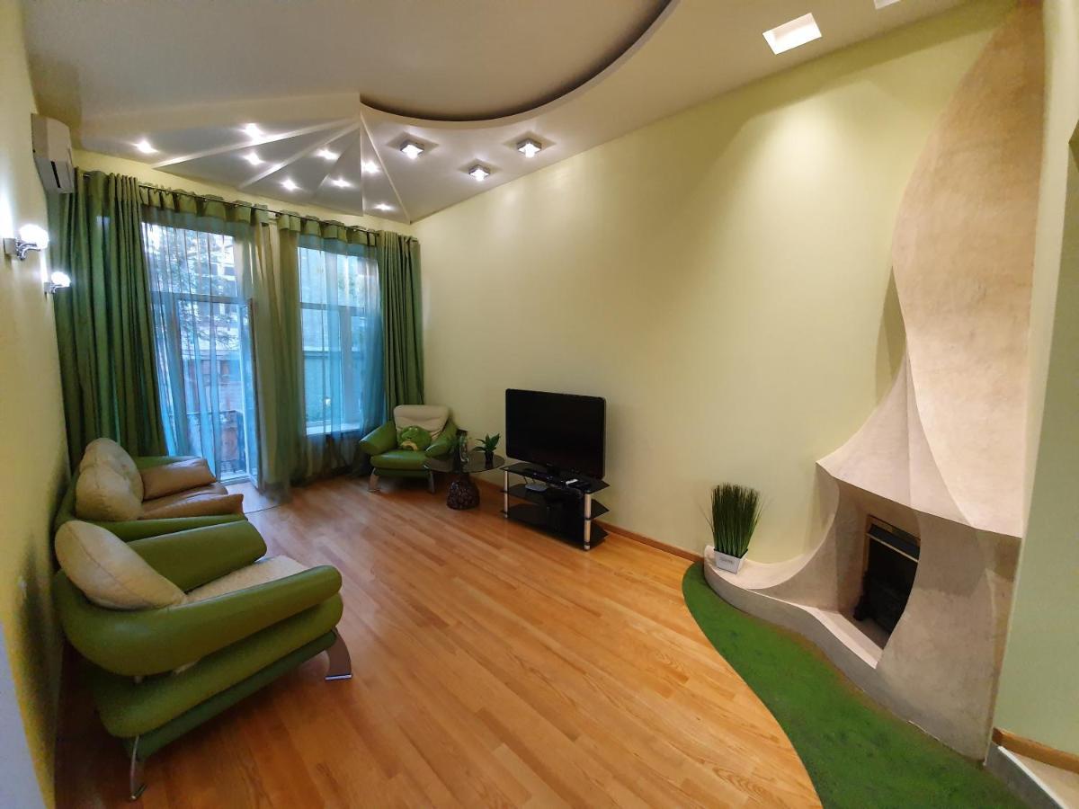 Inn Home Apartments in Kiev Center Buitenkant foto